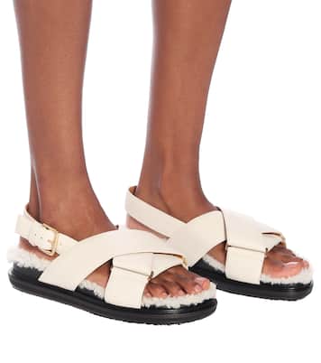 Sandalias Fussbett de piel y borrego | Marni