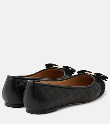 Ballerinas Varina aus Leder | Ferragamo