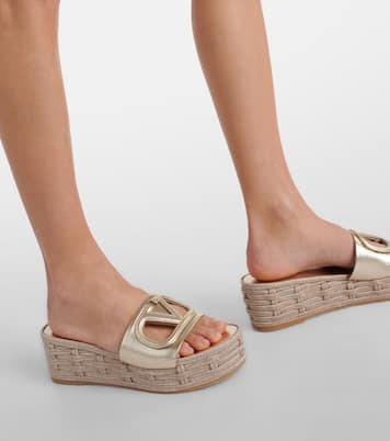 VLogo Signature metallic leather slides | Valentino Garavani