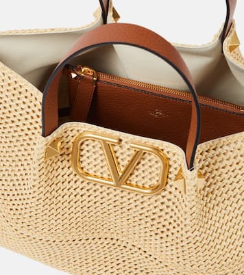 Tote VLogo Signature Medium | Valentino Garavani