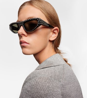 Occhiali da sole cat-eye con borchie | Gucci