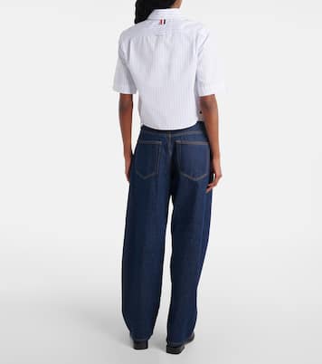 Camicia cropped in popeline di cotone gessato | Thom Browne