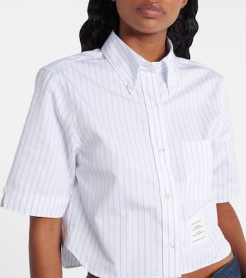 Camicia cropped in popeline di cotone gessato | Thom Browne