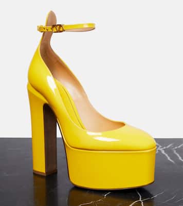Pumps Tan-Go in vernice con plateau | Valentino Garavani
