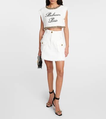 Crop top de tweed con logo y cadena | Balmain