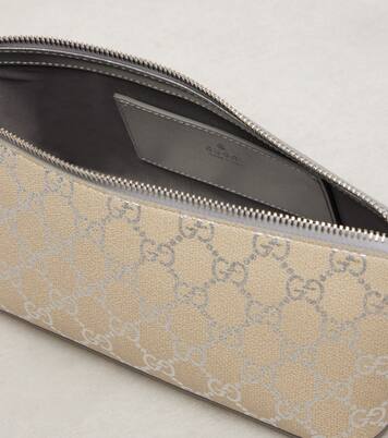 GG Emblem Small shoulder bag | Gucci