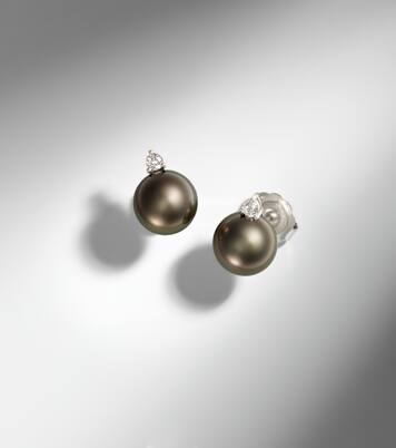 18kt white gold earrings with pearls and diamonds | Mikimoto