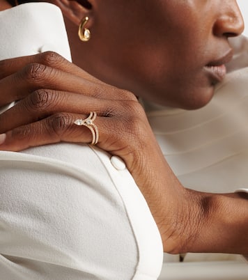 18kt gold pinky ring with diamonds  | Shay Jewelry