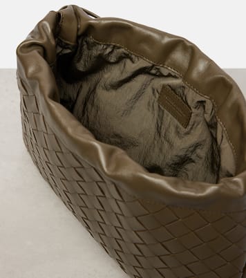 Dustbag Intrecciato Small leather clutch | Bottega Veneta