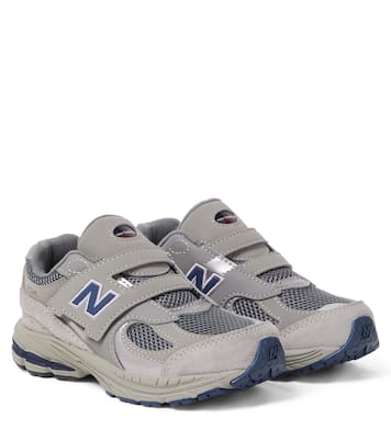 2002 suede-trimmed sneakers | New Balance Kids