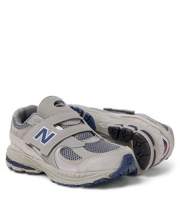 2002 suede-trimmed sneakers | New Balance Kids