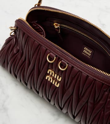 Matelassé leather clutch | Miu Miu