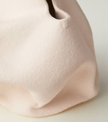 Goliath vase | Completedworks