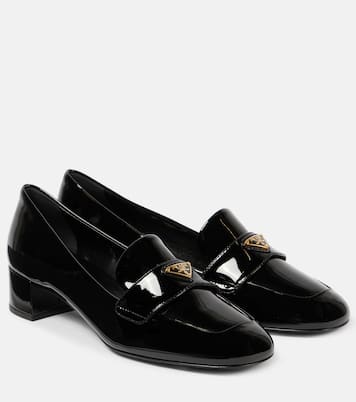 Salones de charol con logo | Prada