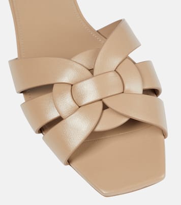 Mules Tribute Nu Pieds 05 en cuir | Saint Laurent
