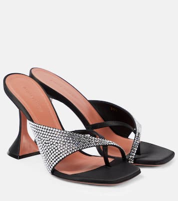 Sandalen Shiona aus Satin mit Kristallen | Amina Muaddi