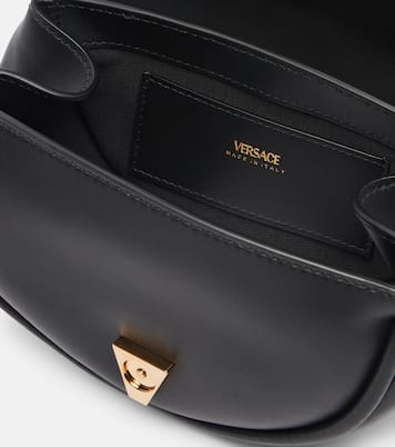 Schultertasche Virtus Small aus Leder | Versace