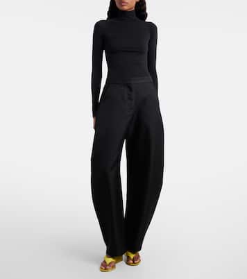 Cube 새틴 웨지 통 샌들 | Alaïa