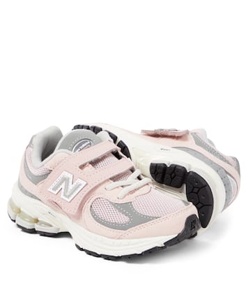 2002 suede-trimmed sneakers | New Balance Kids