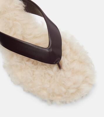 Sandalen aus Leder mit Shearling | Le Monde Béryl
