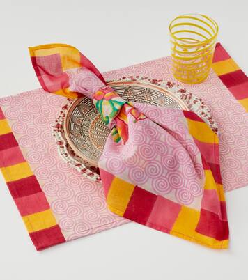 Camelia Magenta set of 4 napkins | Lisa Corti