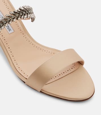 Verzierte Sandalen Kifasan aus Satin | Manolo Blahnik