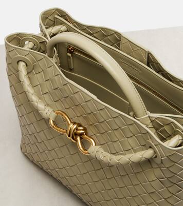Andiamo Medium leather tote bag | Bottega Veneta