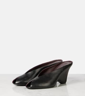 Cloak 75 leather peep-toe wedge mules | Khaite