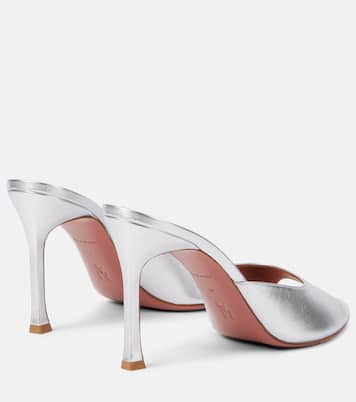 Pantoletten Alexa 95 aus Metallic-Leder | Amina Muaddi