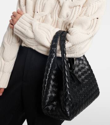 Campana Medium leather shoulder bag | Bottega Veneta