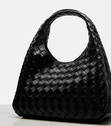 Campana Medium leather shoulder bag | Bottega Veneta