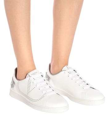 Valentino Garavani BACKNET leather sneakers | Valentino Garavani