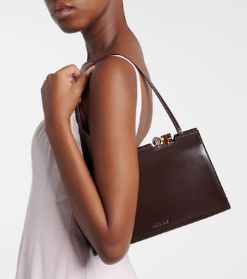 Salon leather shoulder bag | Jacquemus