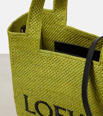 Cabas Paula’s Ibiza Font Medium en raphia | Loewe