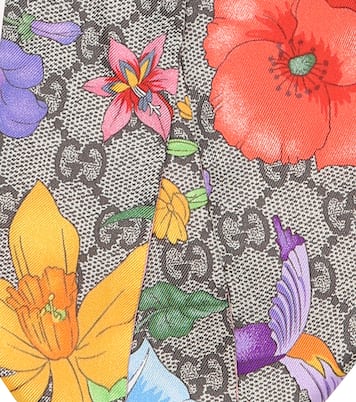 Foulard in twill di seta con stampa GG Flora | Gucci