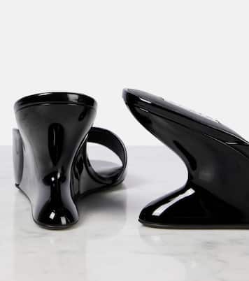 Mules con cuña Curve 75 de charol | Alaïa