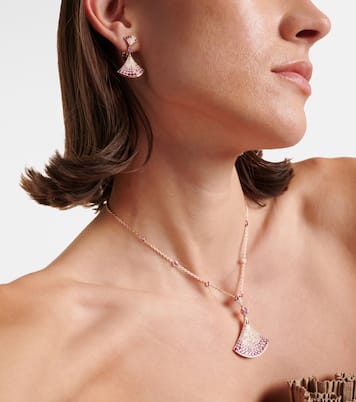 Boucles d'oreilles Divas' Dream en or 18 ct, saphirs roses, rubis et diamants | Bvlgari