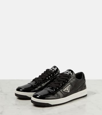 Sneakers Downtown in vernice | Prada