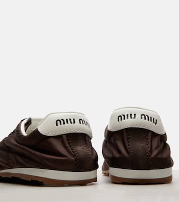 Sneakers Plume mit Veloursleder | Miu Miu