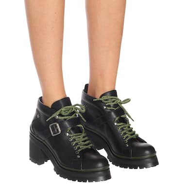 Schnürstiefel aus Leder | Miu Miu