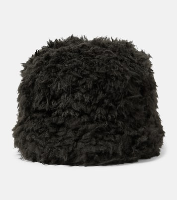 Bird faux fur bucket hat | Goldbergh