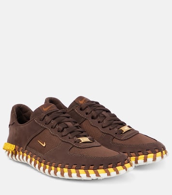 x Jacquemus – Baskets J Force 1 en daim | Nike