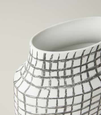 Post Scriptum round vase by Formafantasma | Cassina