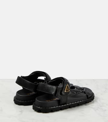 Sandales Fussbett en cuir matelassé | Prada