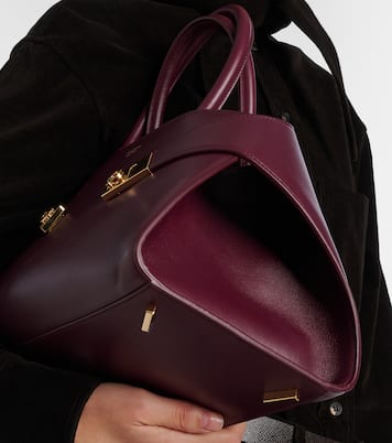 Hug 미디엄 레더 토트 백 | Ferragamo