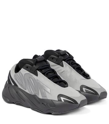حذاء سنيكرز YEEZY Boost 700 MNVN | Adidas
