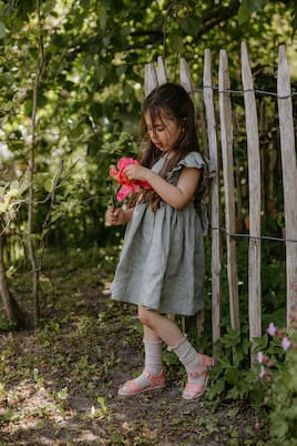 Sandali Crossover Scallop Flower in vernice | Petit Nord