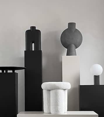 Big Foot sheepskin stool | 101 Copenhagen