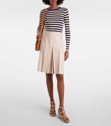 Rockstud 80 leather espadrille wedges | Valentino Garavani