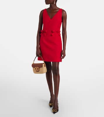 Alltime Small raffia shoulder bag | Valentino Garavani